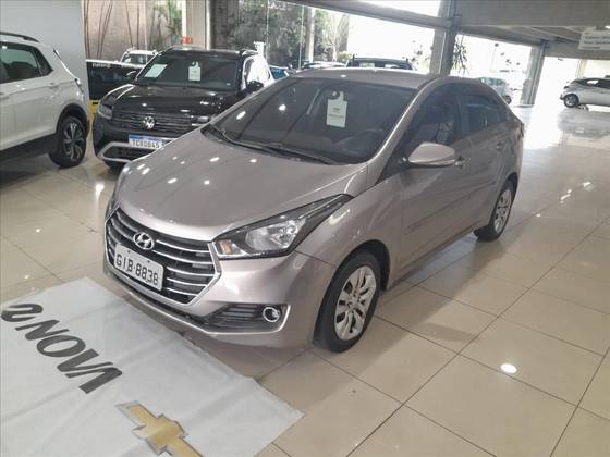 HYUNDAI HB20S 1.6 COMFORT PLUS 16V FLEX 4P MANUAL HYUNDAI HB20S 1.6 COMFORT PLUS 16V FLEX 4P MANUAL